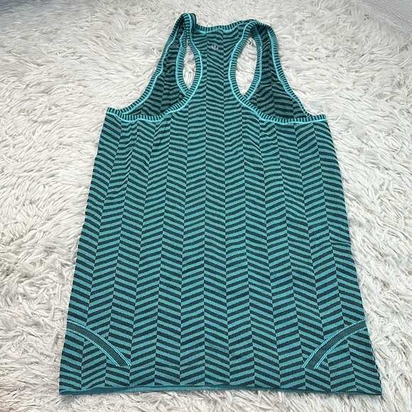Lululemon Swiftly Tech Tank - Picture 3 of 3